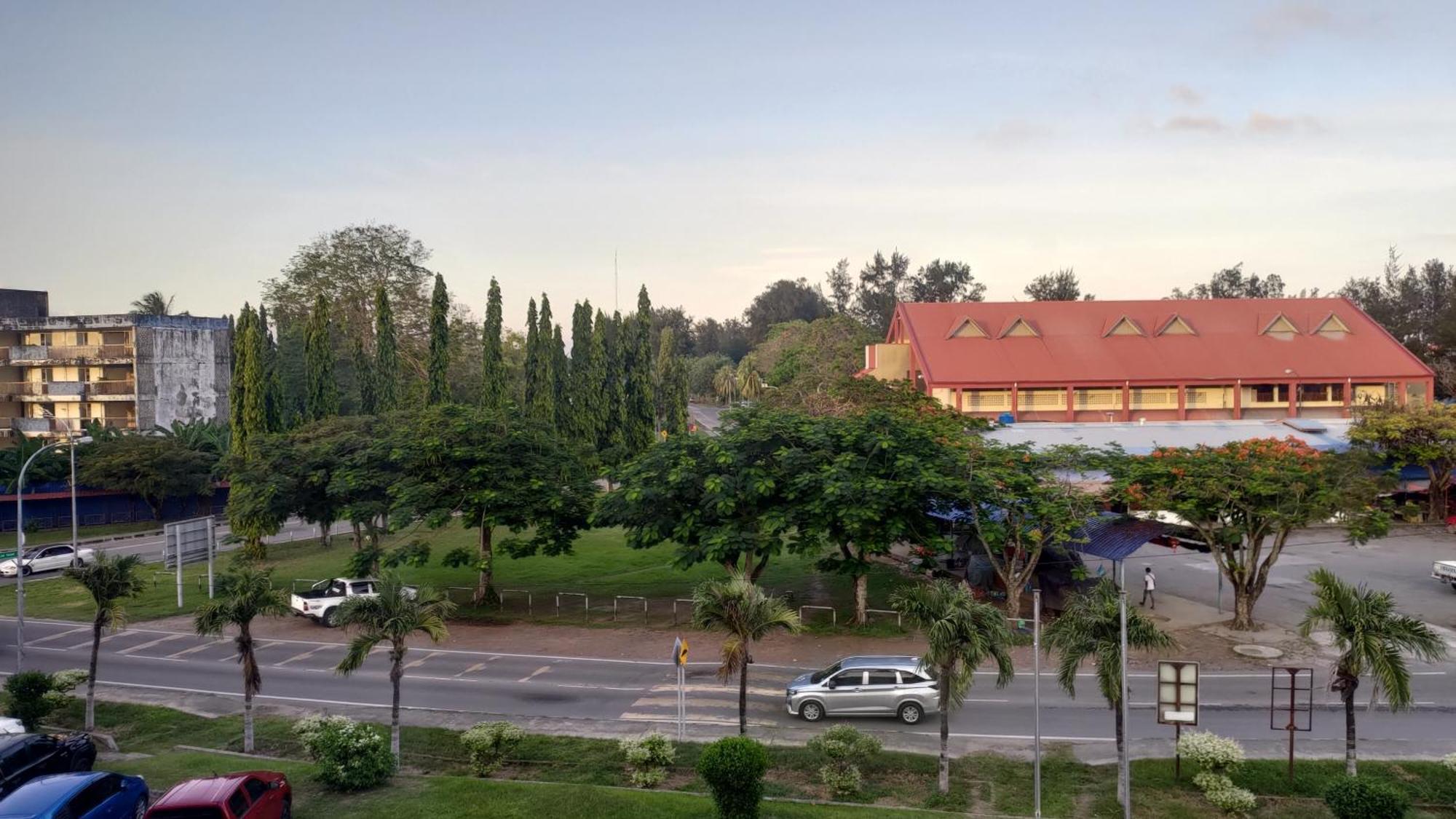 The Upper Deck Hotel Kudat Exterior foto